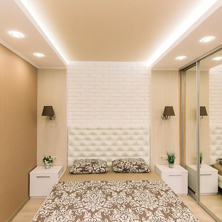 Vip Apartments Faraon On Kharkovskaya 1 Floor سومي المظهر الخارجي الصورة