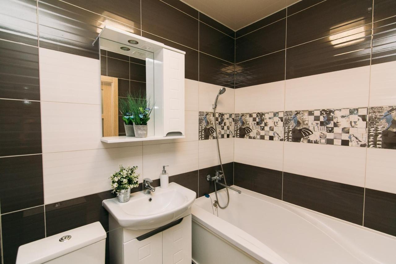 Vip Apartments Faraon On Kharkovskaya 1 Floor سومي المظهر الخارجي الصورة