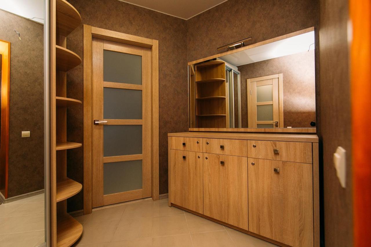 Vip Apartments Faraon On Kharkovskaya 1 Floor سومي المظهر الخارجي الصورة