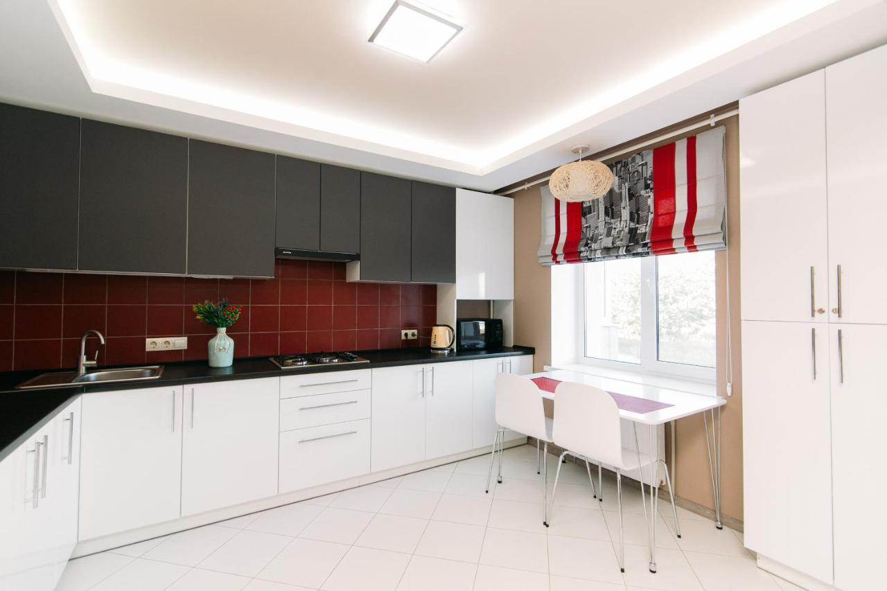 Vip Apartments Faraon On Kharkovskaya 1 Floor سومي المظهر الخارجي الصورة