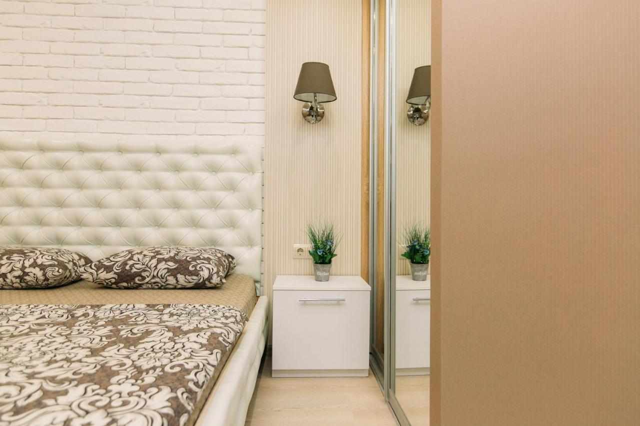 Vip Apartments Faraon On Kharkovskaya 1 Floor سومي المظهر الخارجي الصورة
