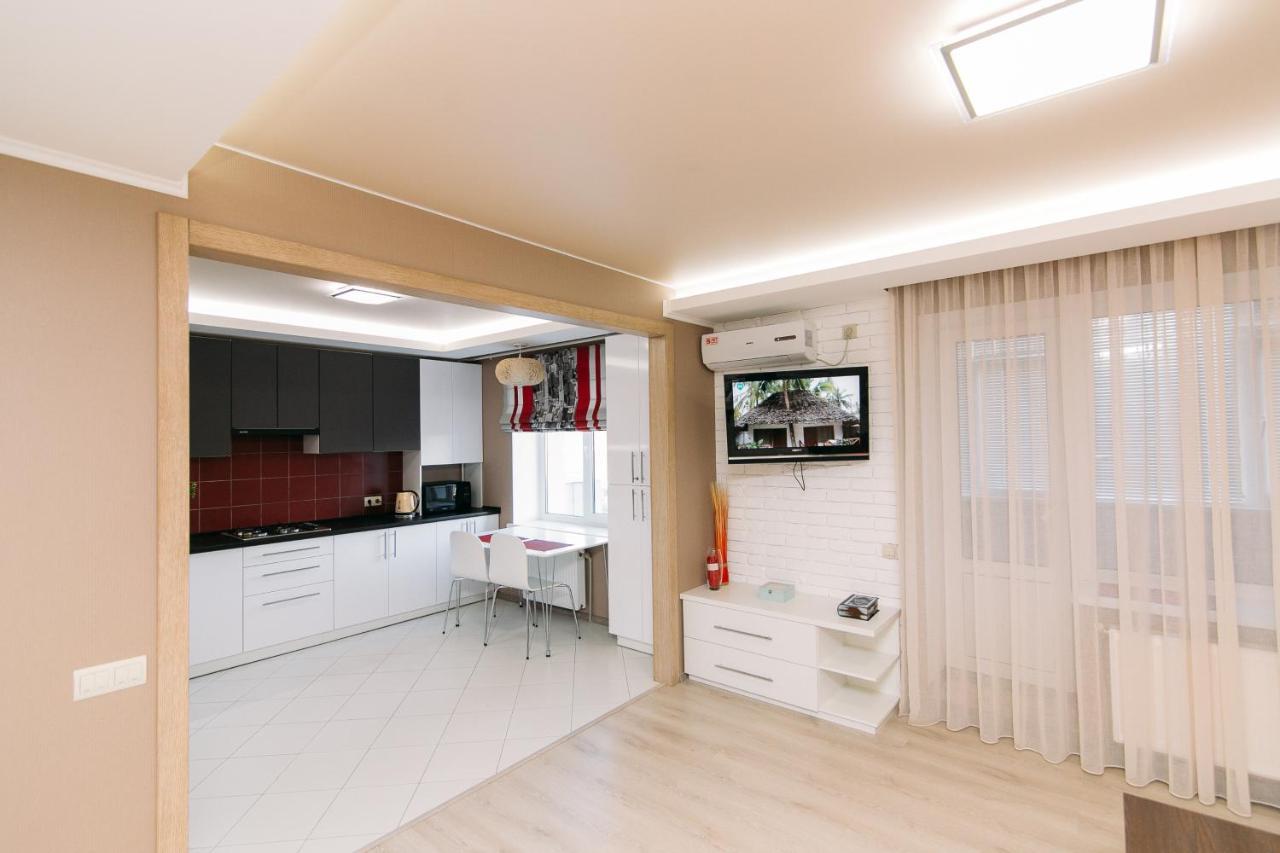Vip Apartments Faraon On Kharkovskaya 1 Floor سومي المظهر الخارجي الصورة