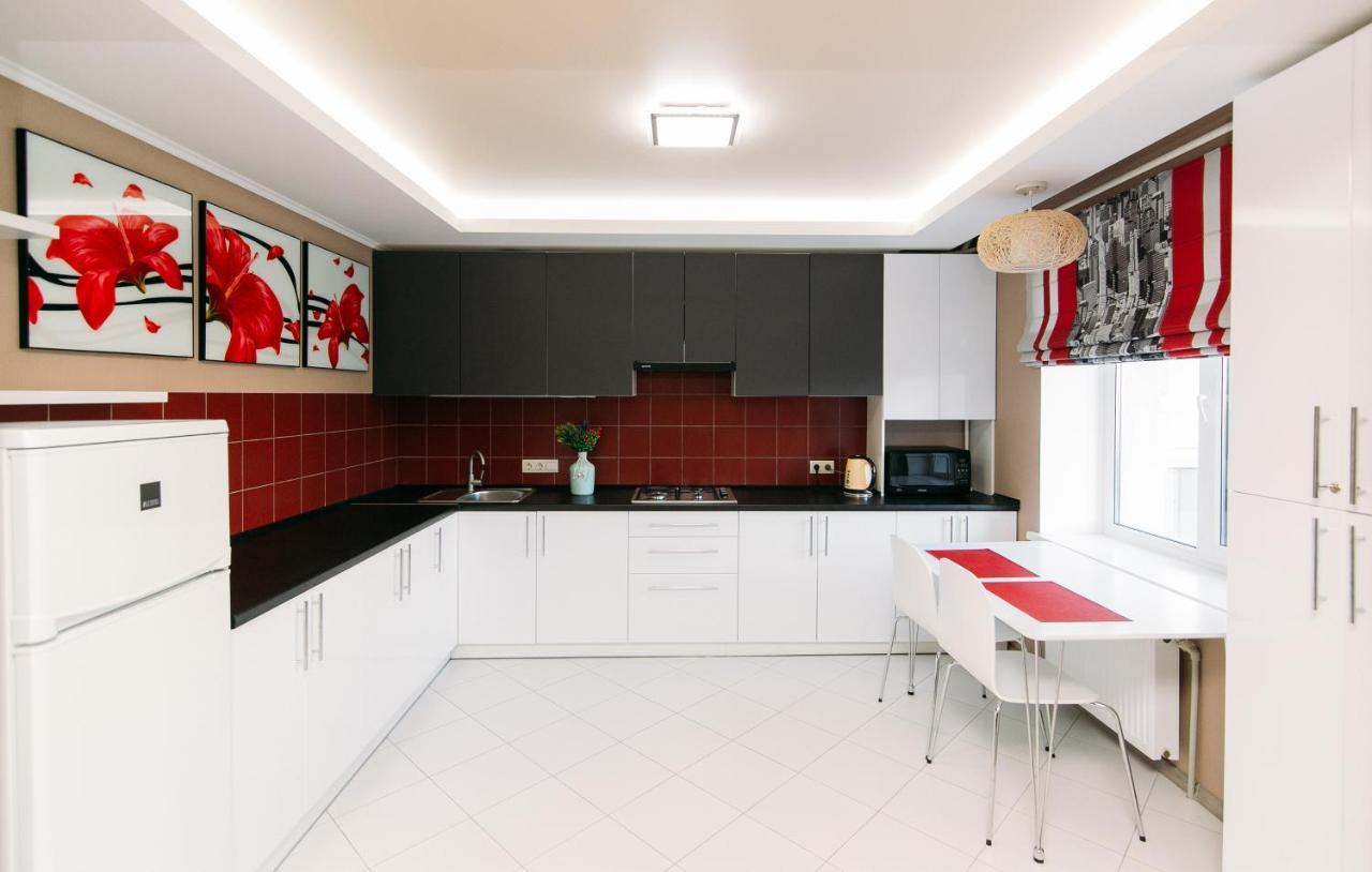 Vip Apartments Faraon On Kharkovskaya 1 Floor سومي المظهر الخارجي الصورة