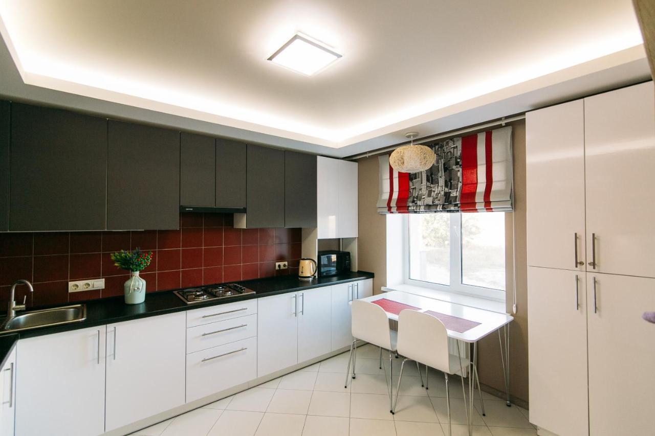 Vip Apartments Faraon On Kharkovskaya 1 Floor سومي المظهر الخارجي الصورة